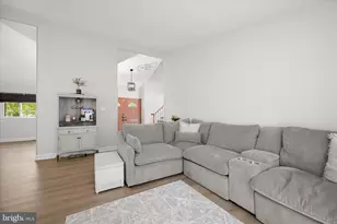 17701 Millcrest Dr, Derwood, MD 20855 - Photo 10