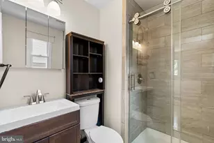 9212 Chanute Dr, Bethesda, MD 20814 - Photo 18