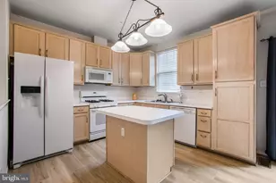 13008 Shamrock Glen Dr, Germantown, MD 20874 - Photo 10