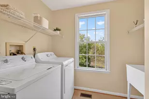 3303 Lyncrest Ct, Burtonsville, MD 20866 - Photo 34