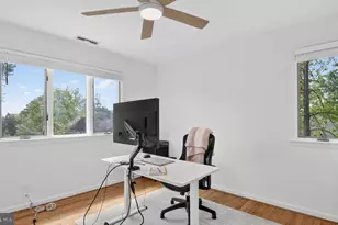 6310 E Halbert Rd, Bethesda, MD 20817 - Photo 20