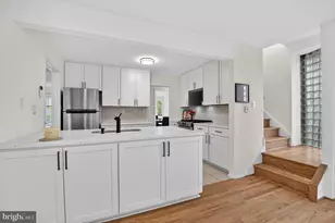 6310 E Halbert Rd, Bethesda, MD 20817 - Photo 8