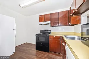 9913 Forest View Pl, Montgomery Village, MD 20886 - Photo 14