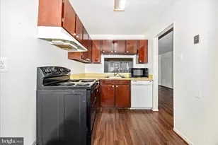 9913 Forest View Pl, Montgomery Village, MD 20886 - Photo 18