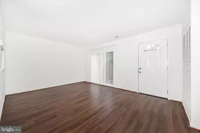 9913 Forest View Place, Montgomery Village, MD 20886 - Photo 6