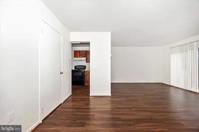9913 Forest View Place, Montgomery Village, MD 20886 - Photo 12