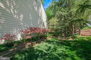9 Magic Mountain Ct, Rockville, MD 20852 - Photo 12