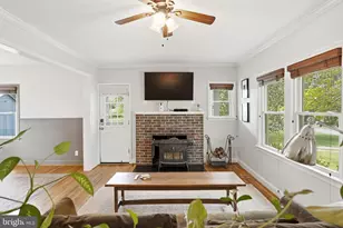 1811 Ednor Rd, Silver Spring, MD 20905 - Photo 4