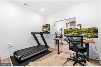 14936 Dispatch St, Rockville, MD 20850 - Photo 28
