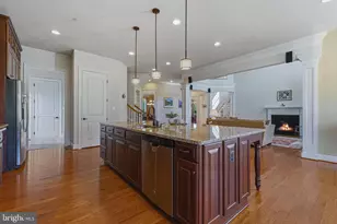 11849 Peppervine Dr, Clarksburg, MD 20871 - Photo 10