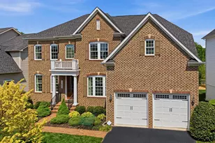 11849 Peppervine Dr, Clarksburg, MD 20871 - Photo 2