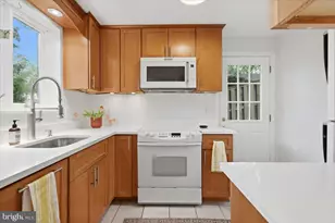 1613 N Springwood Dr N, Silver Spring, MD 20910 - Photo 18