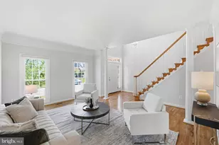 10816 Maplecrest Ln, Potomac, MD 20854 - Photo 10