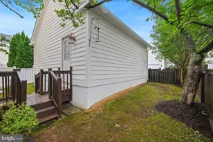 845 Lake Varuna Dr, Gaithersburg, MD 20878 - Photo 38