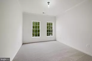 845 Lake Varuna Dr, Gaithersburg, MD 20878 - Photo 26