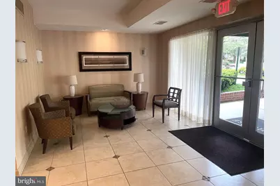 4800 Chevy Chase Drive #508, Chevy Chase, MD 20815 - Photo 6