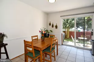 35 County Ct, Gaithersburg, MD 20878 - Photo 8
