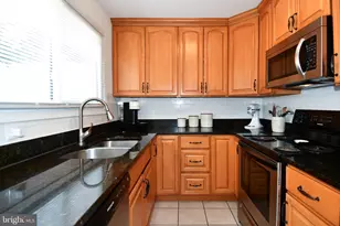 35 County Ct, Gaithersburg, MD 20878 - Photo 12