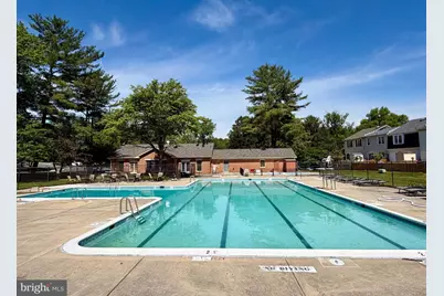 35 County Court #18-8, Gaithersburg, MD 20878 - Photo 32