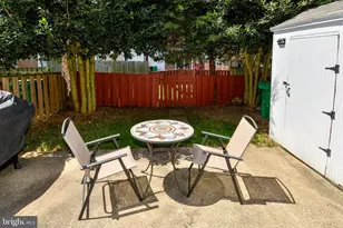 35 County Ct, Gaithersburg, MD 20878 - Photo 14
