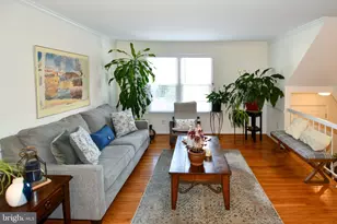 35 County Ct, Gaithersburg, MD 20878 - Photo 2