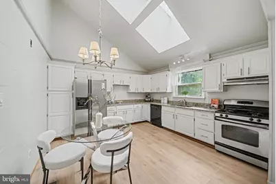 5812 Greenlawn Drive, Bethesda, MD 20814 - Photo 12
