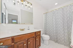 15125 Rollinmead Dr, Gaithersburg, MD 20878 - Photo 52