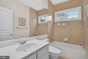 208 Deep Trail Ln, Rockville, MD 20850 - Photo 18
