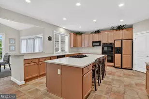 208 Deep Trail Ln, Rockville, MD 20850 - Photo 32