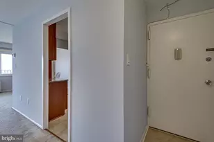 1111 University Blvd W, Silver Spring, MD 20902 - Photo 12