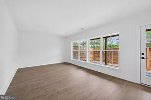 1135 Polaris Rd, Potomac, MD 20854 - Photo 12