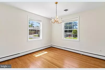 400 Southwest Drive, Silver Spring, MD 20901 - Photo 16