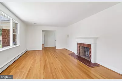 400 Southwest Drive, Silver Spring, MD 20901 - Photo 10