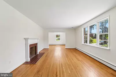 400 Southwest Drive, Silver Spring, MD 20901 - Photo 2