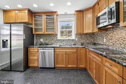 400 Southwest Drive, Silver Spring, MD 20901 - Photo 22