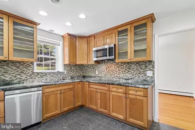 400 Southwest Drive, Silver Spring, MD 20901 - Photo 24