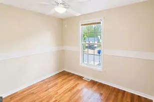7416 Kilcreggan Terrace, Gaithersburg, MD 20879 - Photo 14