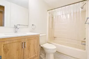 7416 Kilcreggan Terrace, Gaithersburg, MD 20879 - Photo 18