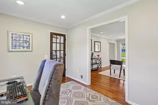 9305 Orchard Brook Dr, Potomac, MD 20854 - Photo 12