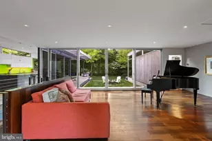 7005 W Greenvale Parkway W, Chevy Chase, MD 20815 - Photo 24