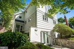 7301 Summit Ave, Chevy Chase, MD 20815 - Photo 28