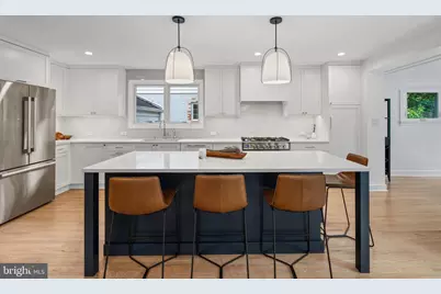 7301 Summit Avenue, Chevy Chase, MD 20815 - Photo 10