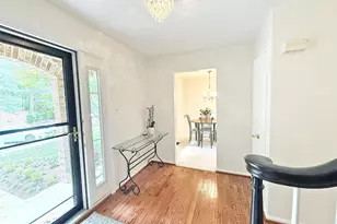12002 Gatewater Dr, Potomac, MD 20854 - Photo 8