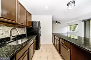 12202 Braxfield Ct, Rockville, MD 20852 - Photo 18