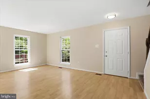 9258 Broadwater Dr, Gaithersburg, MD 20879 - Photo 4