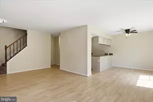 9258 Broadwater Dr, Gaithersburg, MD 20879 - Photo 6