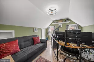 114 Charles St, Rockville, MD 20850 - Photo 10