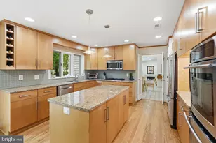 11815 Beekman Pl, Rockville, MD 20854 - Photo 16