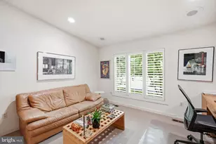 11815 Beekman Pl, Rockville, MD 20854 - Photo 22