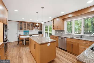 11815 Beekman Place, Rockville, MD 20854 - Photo 18